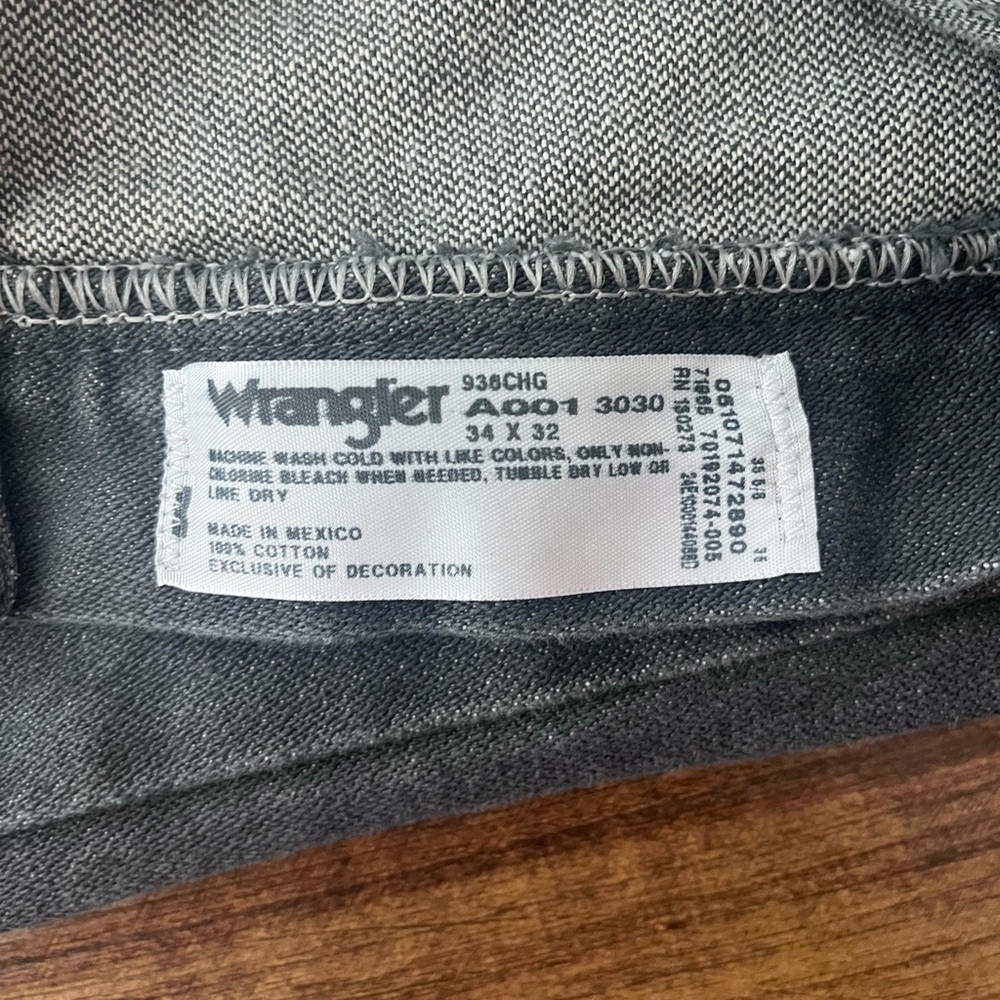 Men’s wrangler cowboy cut slim fit jeans